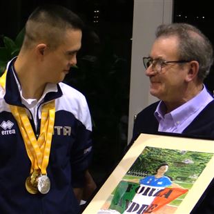 I veterani dello sport sassolesi premiano l’atleta Andrea Piacentini e il ferrarista Angelo Castelli