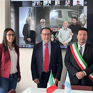 Maranello firma un patto di amicizia con Balcarce, città natale di Fangio