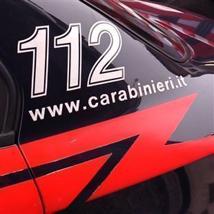 Coltello a serramanico nel marsupio, uomo denunciato dai carabinieri