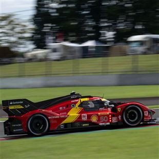 A Toyota va il titolo WEC, Ferrari paga il BoP e non va sul podio