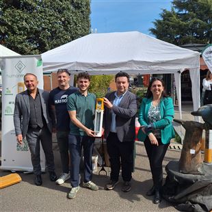 Inaugurato in piazza Libertà il contenitore per mozziconi del progetto ‘Riciccami’